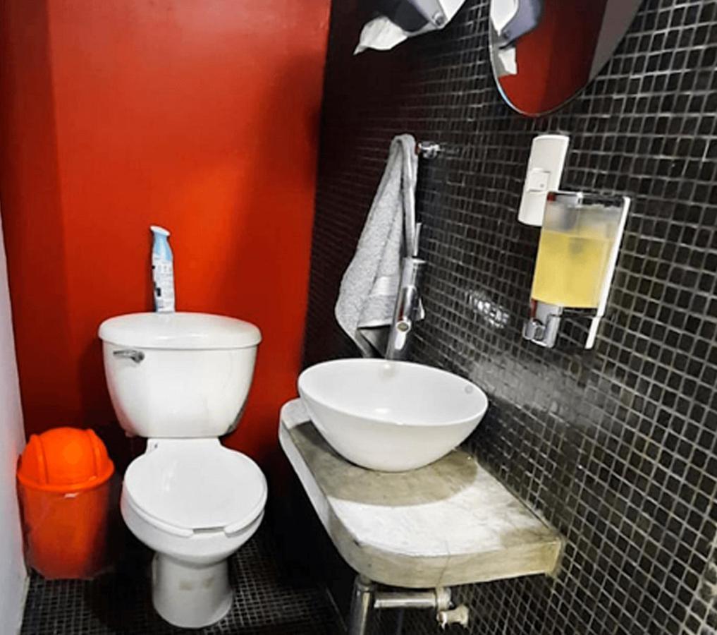 Habitaciones Privadas Con Bano Propio En Una Zona Segura Y Centrica De Guadalajara. Экстерьер фото