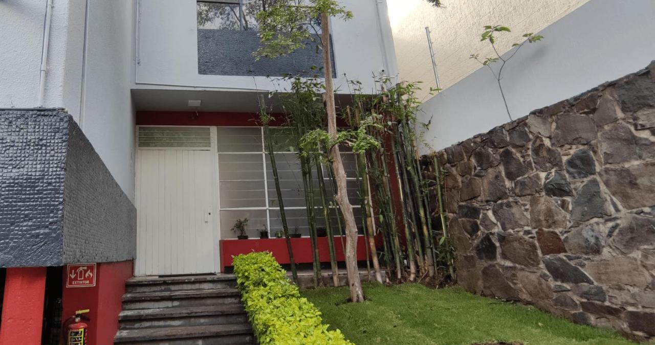 Habitaciones Privadas Con Bano Propio En Una Zona Segura Y Centrica De Guadalajara. Экстерьер фото